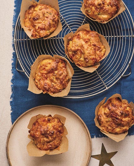 Cheesy chicken muffins