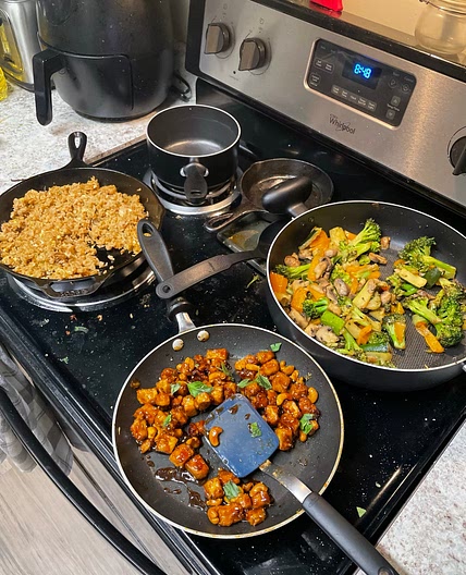 Caramelized Fried Tofu and Cashew Stir Fry Sauce