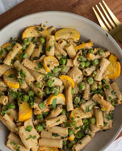 Vegan Lemon Tahini Pasta with Peas and Zucchini