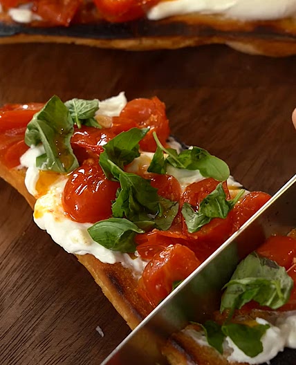 Crostino Tomato & Burrata