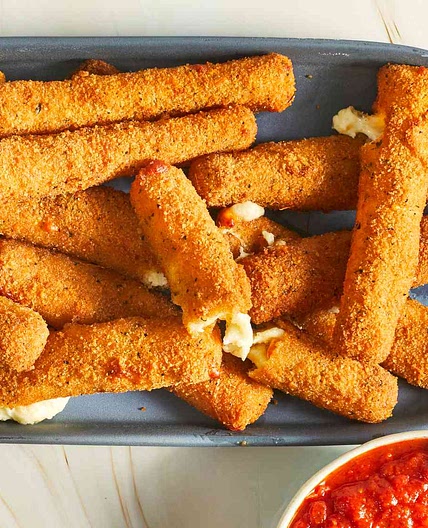 Fried Mozzarella Cheese Sticks