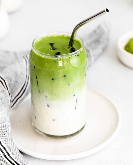 Iced Matcha Tea Latte