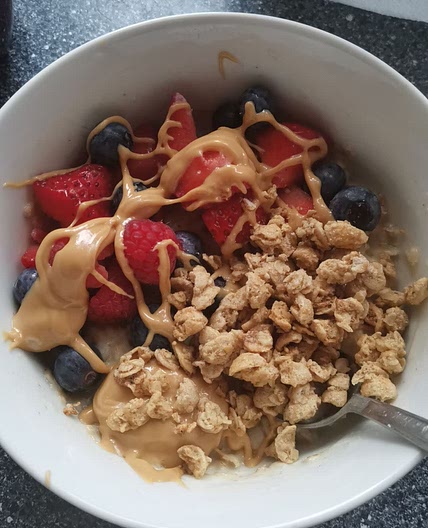 Rice porridge with fruit