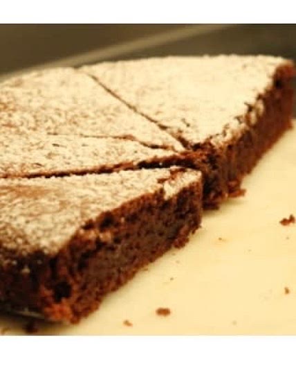 Chocolate & Almond Cake 