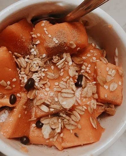 Desayuno: Yogurt con Papaya