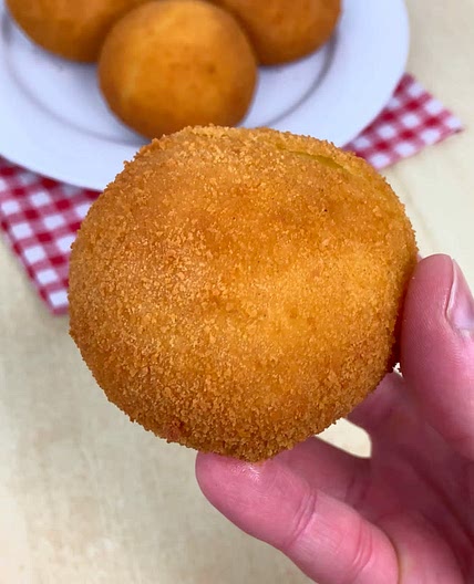 BOLOGNESE CROQUETTES