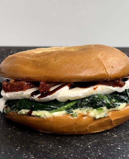 Mozzarella Spinach bagel