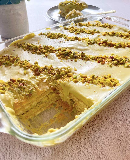 Pistachio Nescafe Cake (no bake cake!)