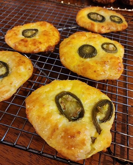 Keto Jalapeño Cheesy Bread