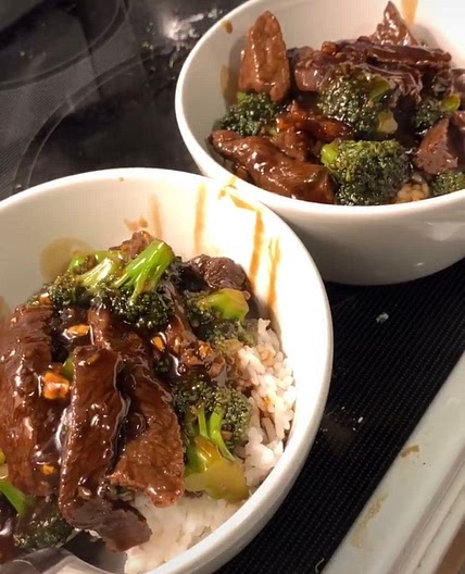 Beef and broccoli with rice