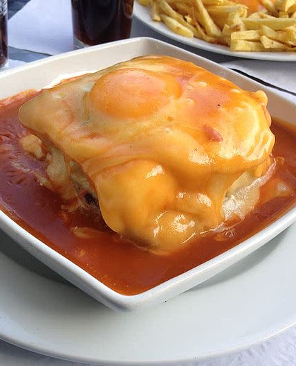 Francesinha à la mode de Porto