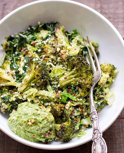 Super Green Quinoa Bowls with Hemp Seed Pesto