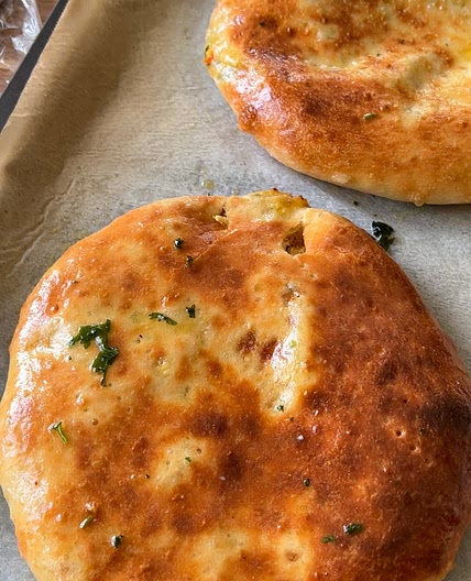 Chicken Cheese Naan
