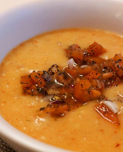 Navy beans cream and saffron
