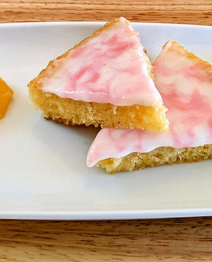 Lemon Drizzle Cake