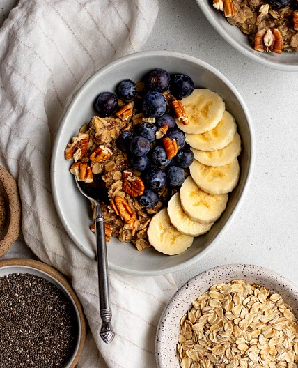 5-Minute Stovetop Oatmeal with Chia Seeds and Flax