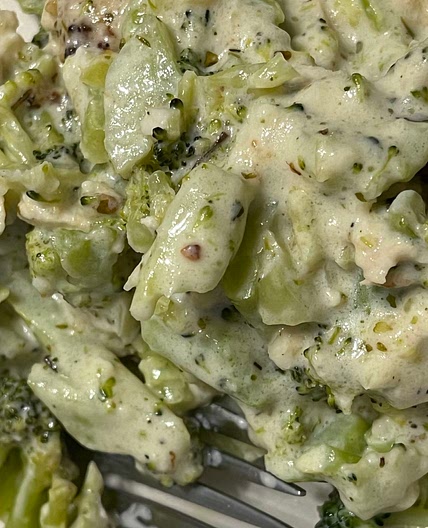 Air Fryer Chicken & Creamy Broccoli 