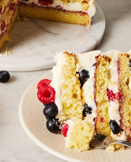 Chantilly Cake