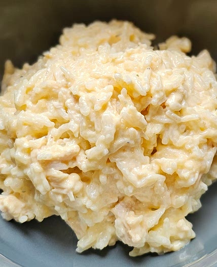 Easy Cheesy Chicken and Rice
