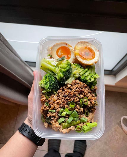 👩🏻‍🍳Teriyaki Turkey Broccolini Stir Fry 