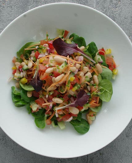 Cannellini bean salad