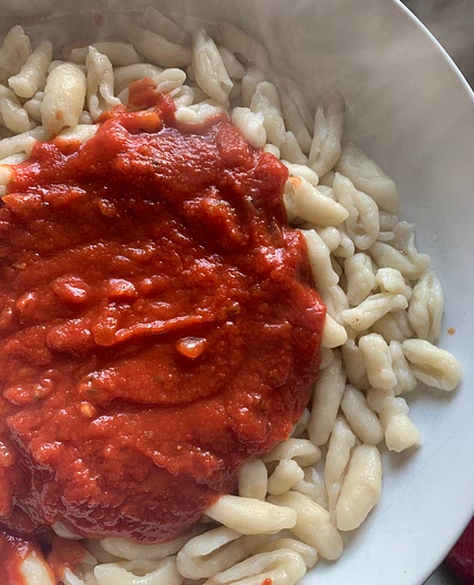 Vegan tomato sauce (the best you will ever have!)