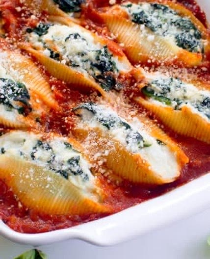 Spinach and Ricotta Stuffed Shells 