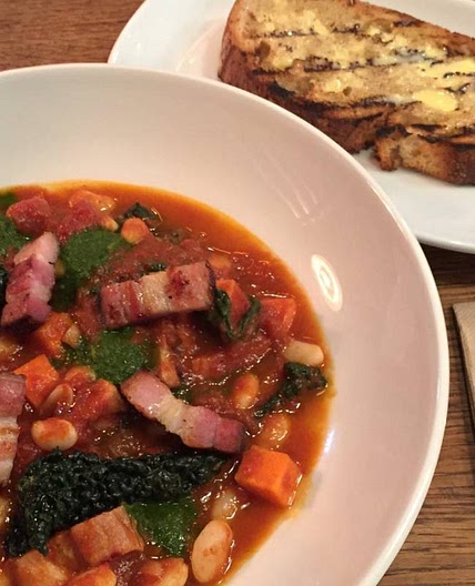Tomato, bacon and white bean soup
