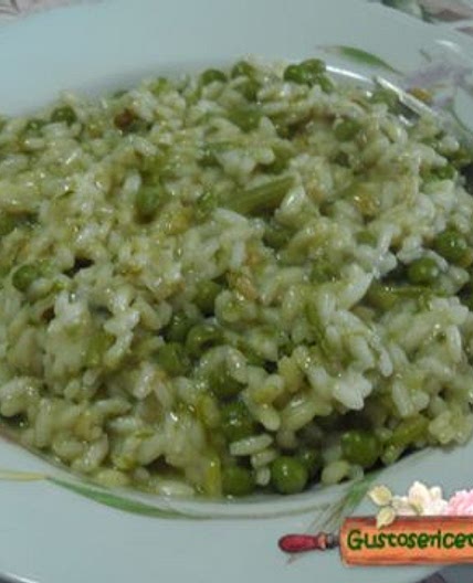 Risotto piselli asparagi e pecorino - Gustose ricette di cucina