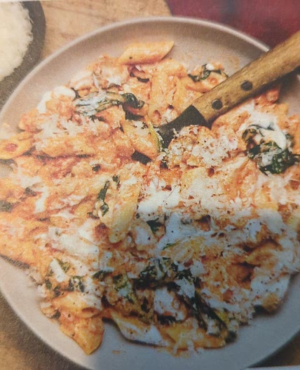One pot creamy tomato and sausage pasta