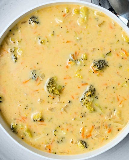Crockpot Broccoli Cheddar Soup