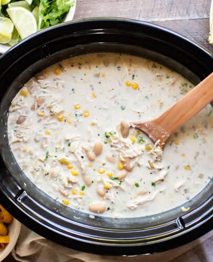 Slow Cooker White Chicken Chili