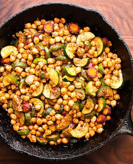 One Pot Chickpeas and Veggies