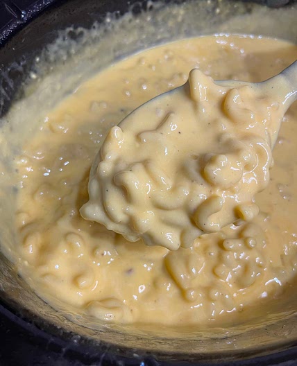 Crockpot Mac and Cheese 