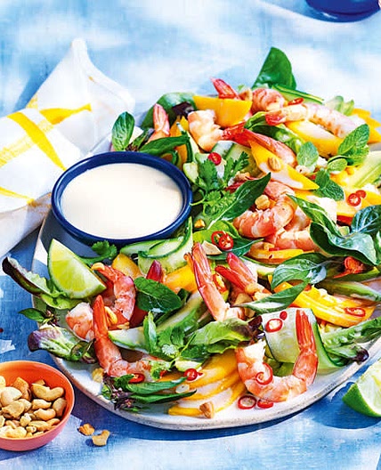 Prawn cocktail salad with mango and chilli