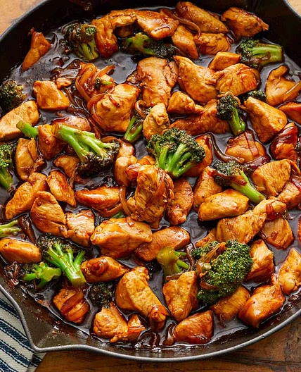 Broccoli and Chicken Stir-Fry