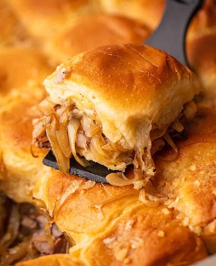 Easy Baked Roast Beef Sliders with Caramelized Onions