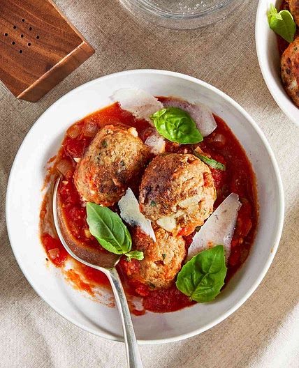 Mozzarella-Stuffed Meatballs