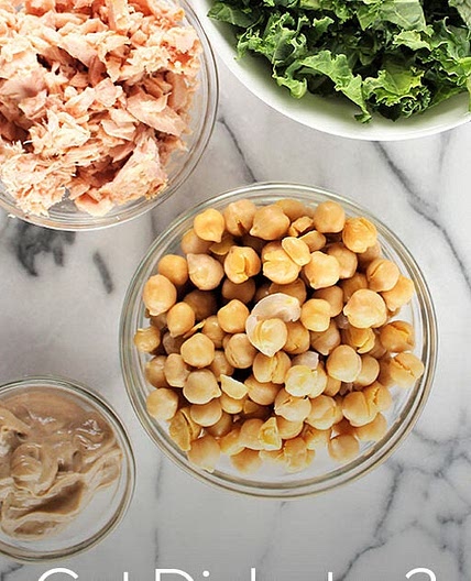 Tuna, Chickpea and Kale Salad