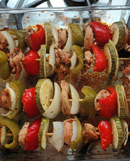 Brochetas de pollo al limón