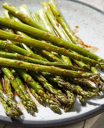 Baked Asparagus with Balsamic Butter Sauce