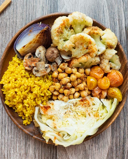 Middle Eastern Roasted Chickpea & Veggie Bowl