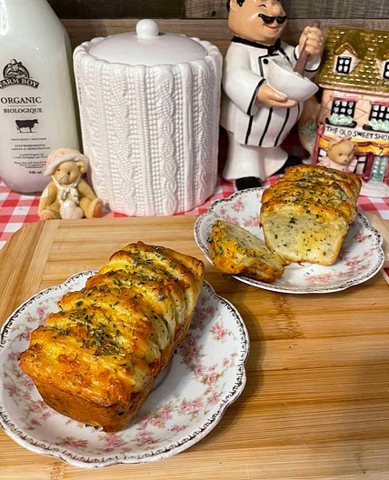 Mini pull apart garlic bread 🖤