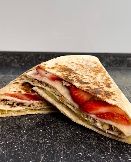 Fruity raffaello wrap