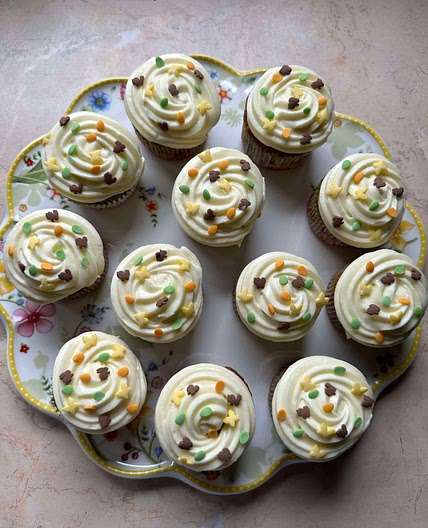 Carrot cupcakes 🥕