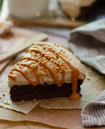 Brownie with almond butter and condensed milk