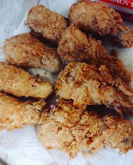 Fried chicken drumsticks