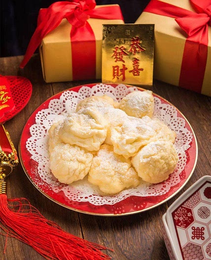 Snow Cloud (Chinese red bean dessert)