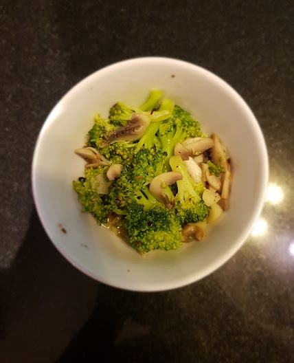 Sauteed Broccoli and Mushrooms