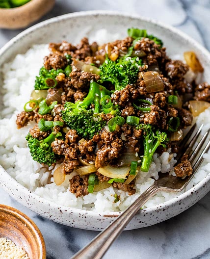 Ground Beef and Broccoli Stir Fry
